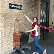 Neolaureata disponiblie per ripetizioni inglese e aiuto compiti/Studio